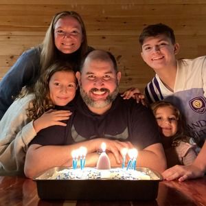 Meet your Posher, Juan